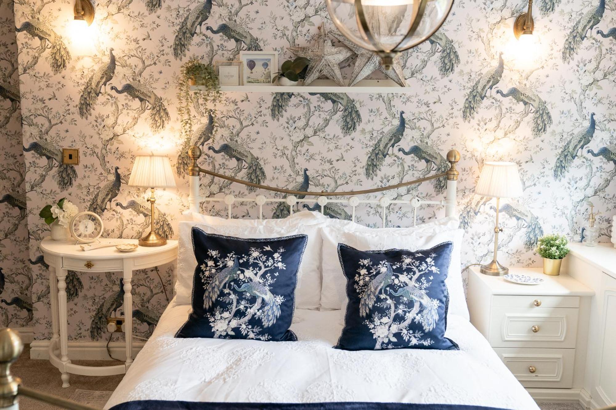 Peacock Room At Field View Cottage Eccleston  外观 照片